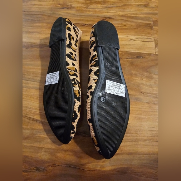 Woman shoes - Picture 2 of 2